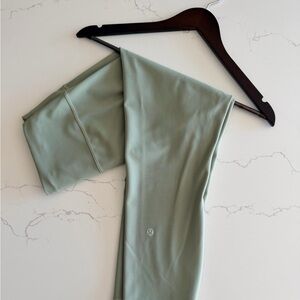 Lululemon Wunder Train High-Rise Crop 23” Laurel Green Legging